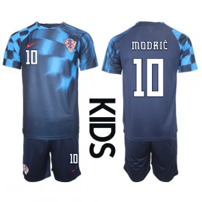 Kroatien Luka Modric #10 kläder Barn VM 2022 Bortatröja Kortärmad (+ korta byxor)
